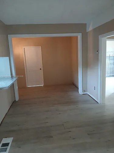 1400 NE 148th St #2 Photo 1
