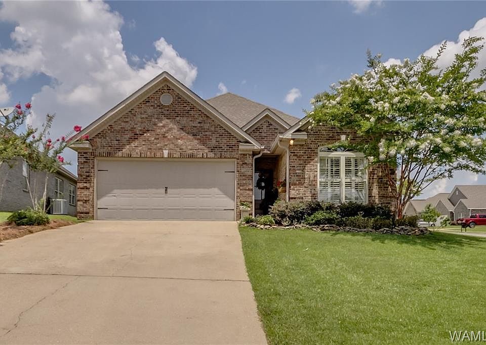 1st image of 3802 Fernwood Ln