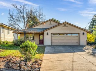 17104 Greenridge Rd, Hidden Valley Lake, CA 95467