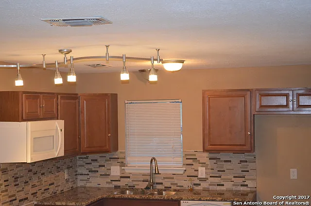 7401 Sage Oak St — Photo 4