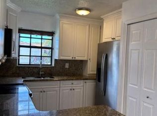 5656 SW 149th Pl, Miami, FL 33193