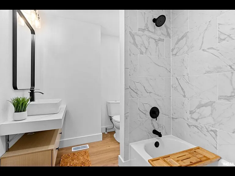 13427 N Dover Ln — Photo 12