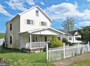 411 N 1st St, Bellwood, PA 16617