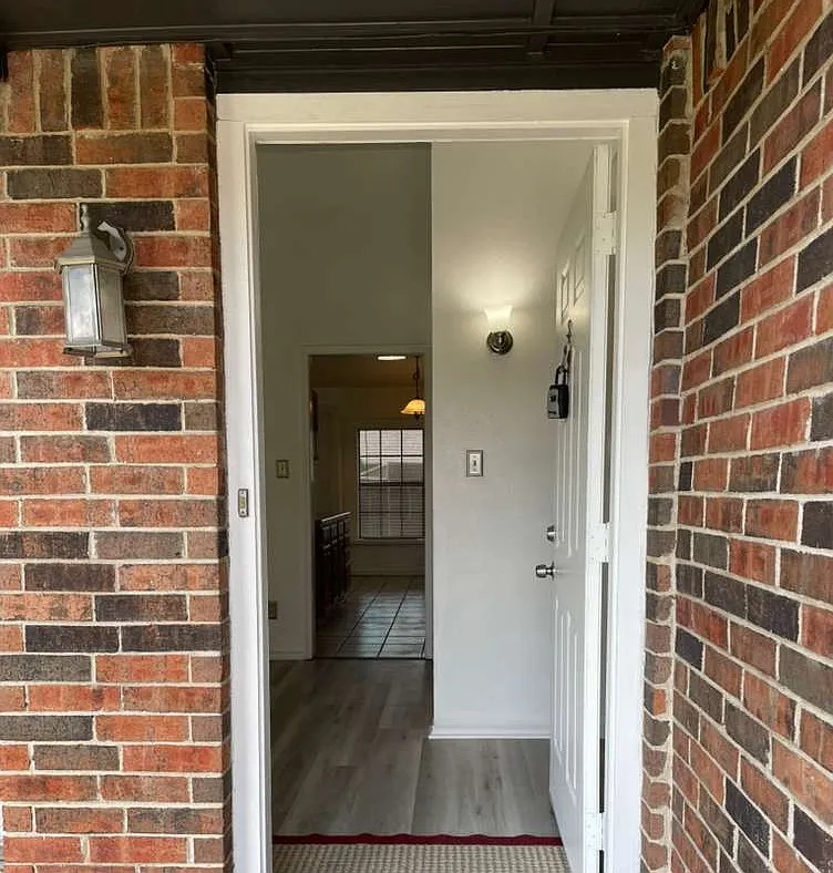 Front door - 6848 Younger Dr