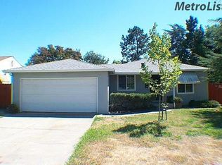 2156 W De Ovan Ave, Stockton, CA 95204
