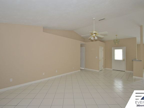 4th image of 22 Westmoreland Dr