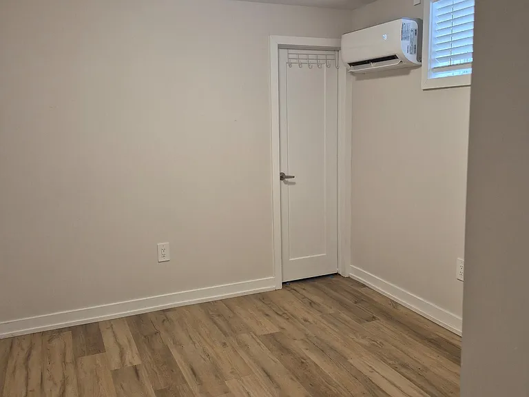 253 Dain Ave #BASEMENT — Photo 10