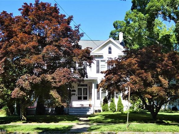 3rd image of 128 Greenwich St