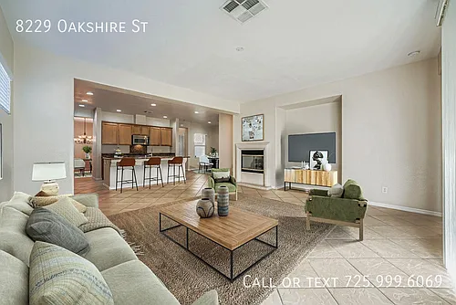 8229 Oakshire St Photo 1