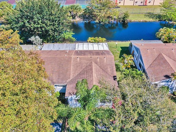 4th image of 8017 NW 41st Ct #8017