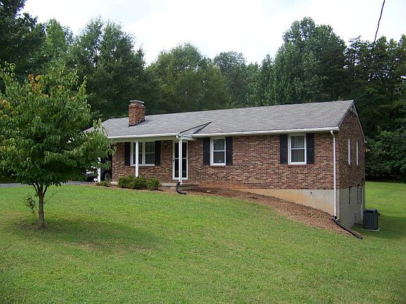 5th image of 3053 Joy Cir