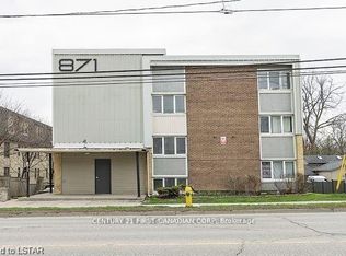 871 Adelaide St N #305, London, ON N5Y2M2