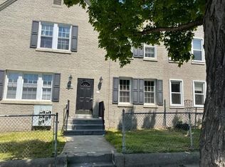 1116 Penn St NE APT 2, Washington, DC 20002