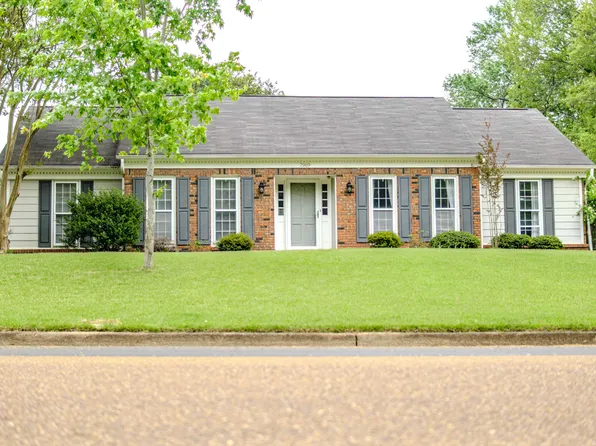 7969 Cross Ridge Dr, Germantown, TN 38138