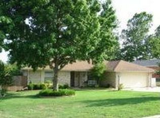 2215 Fullview Dr, Ada, OK 74820