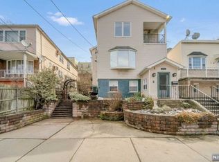 152 Terrace Ave, Jersey City, NJ 07307