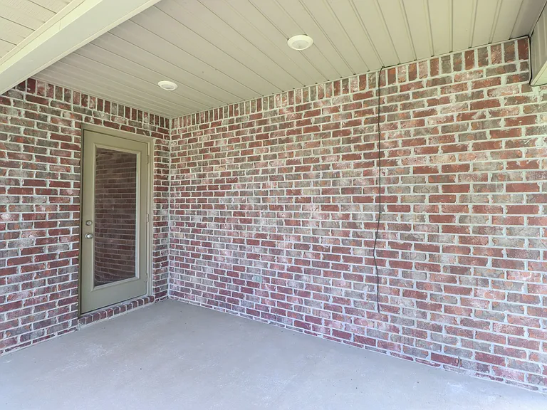 16509 Lexington Ct — Photo 36