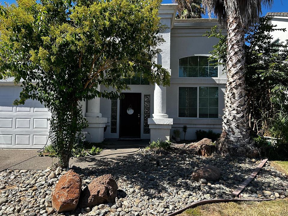 1st image of 9017 Cobble Crest Dr