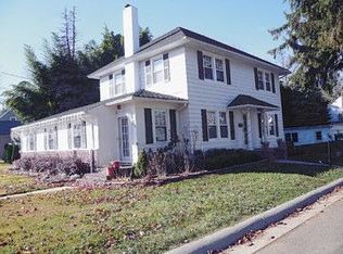 253 River Rd, Red Bank, NJ 07701