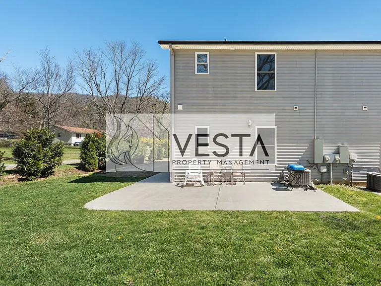 12 Riddle Rd — Photo 25