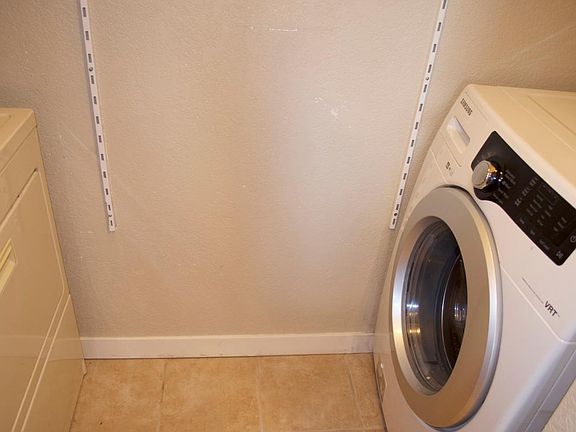 Washer & Drying in Unit