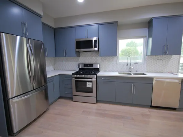 646 N Serrano Ave #D, Los Angeles, CA 90004