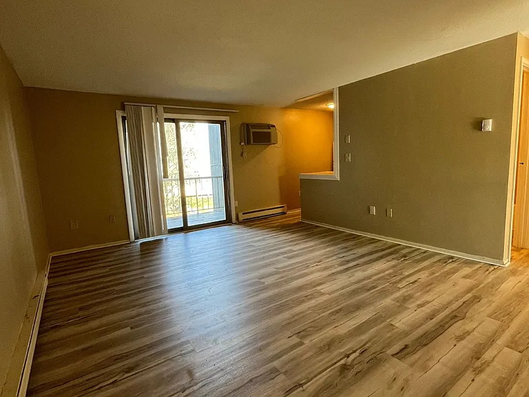 359 Long Hill Rd #355-43 — Photo 8