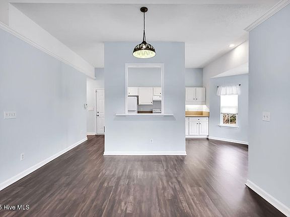 5th image of 2520 Sapling Circle