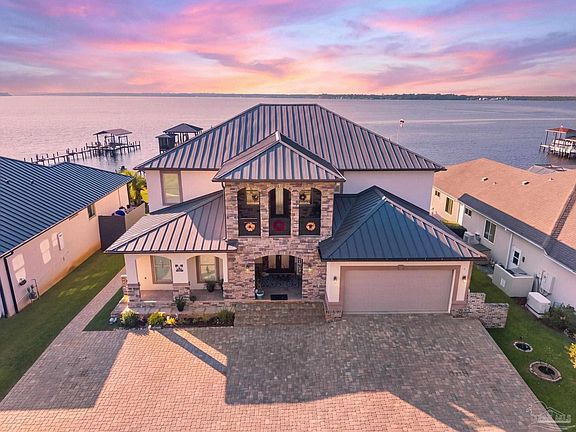 2nd image of 2025 Crown Pointe Blvd