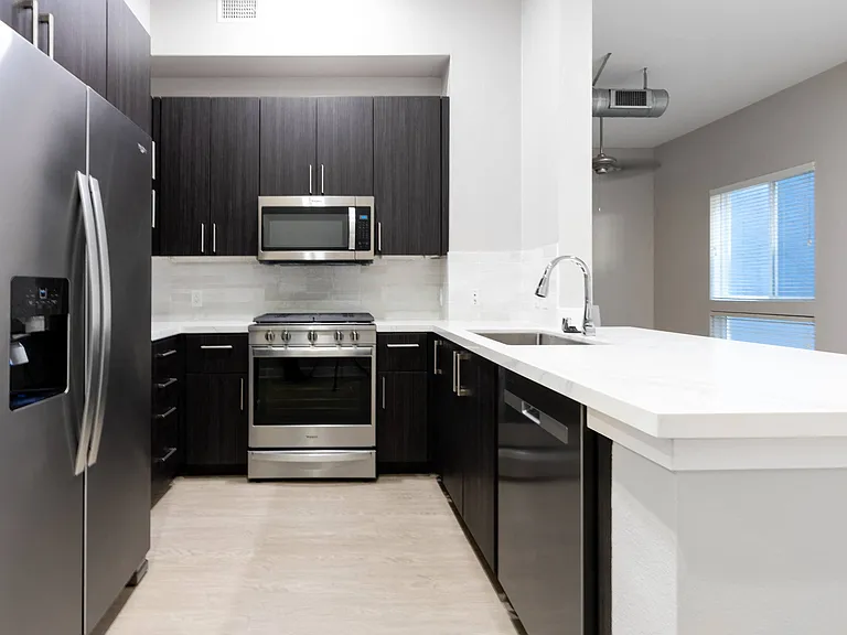 Paladia Luxury Apartments — Photo 142