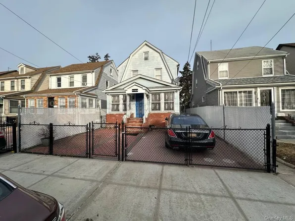 19153 115th Road, Saint Albans, NY 11412