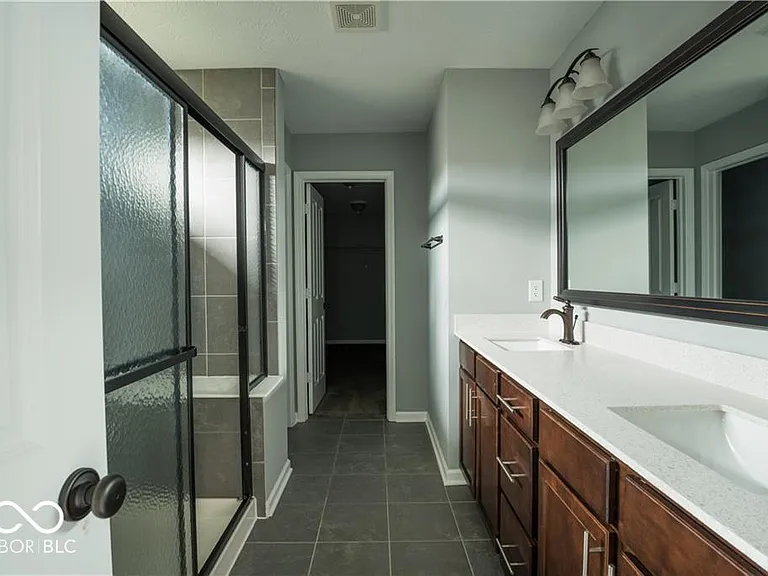 15665 Eastpark Dr — Photo 47
