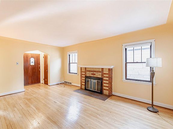 5th image of 5103 Vermont Ave