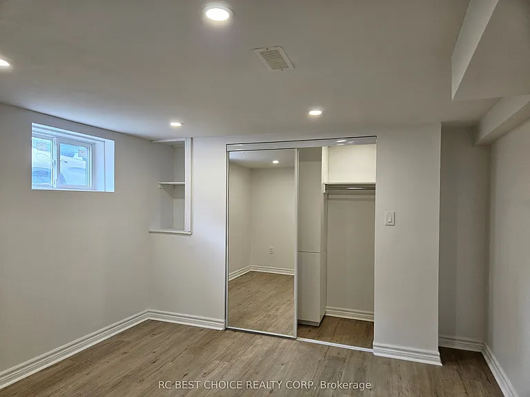 45 Mayall Ave #LOWER — Photo 28