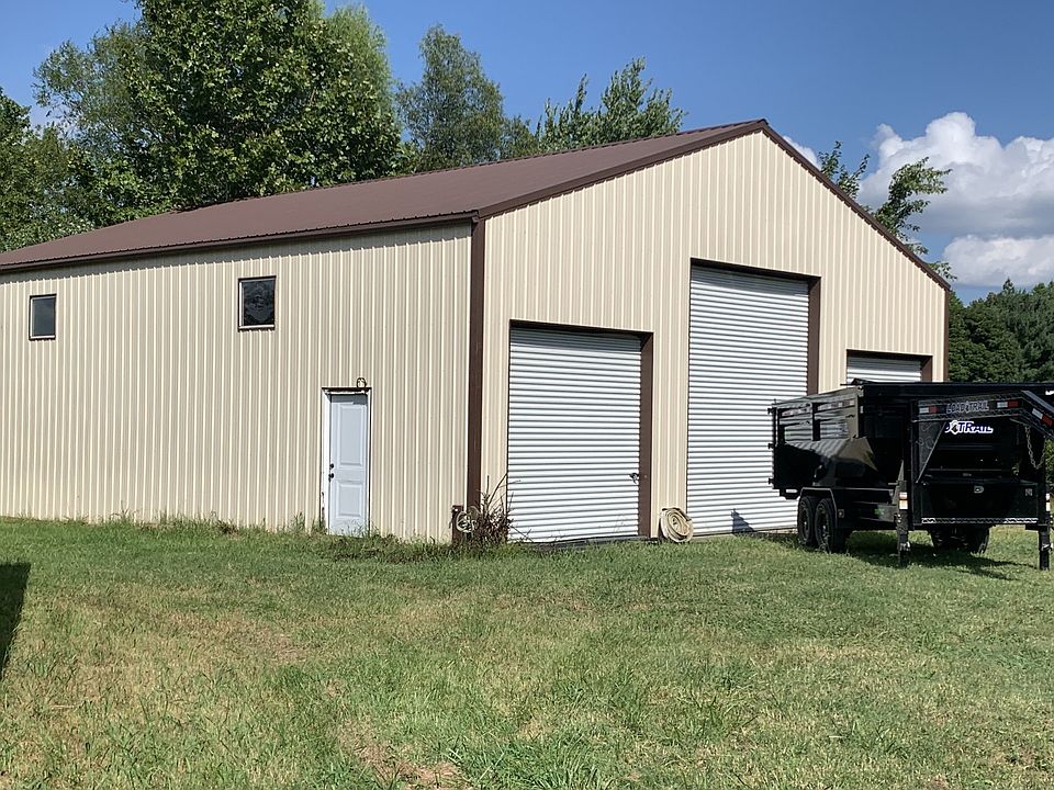 2139 Old Dover Rd, Woodlawn, TN 37191 Zillow
