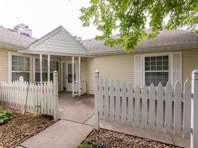 436 Sarazin St, Shakopee, MN, 55379