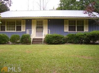 384 Flat Shoals Rd, Gay, GA 30218