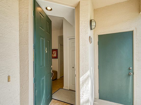 5th image of 1806 Prestwick Pl