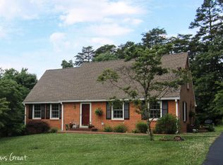 556 Fort Lewis Blvd, Salem, VA 24153