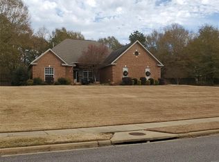 90 Menawa Pass, Millbrook, AL 36054