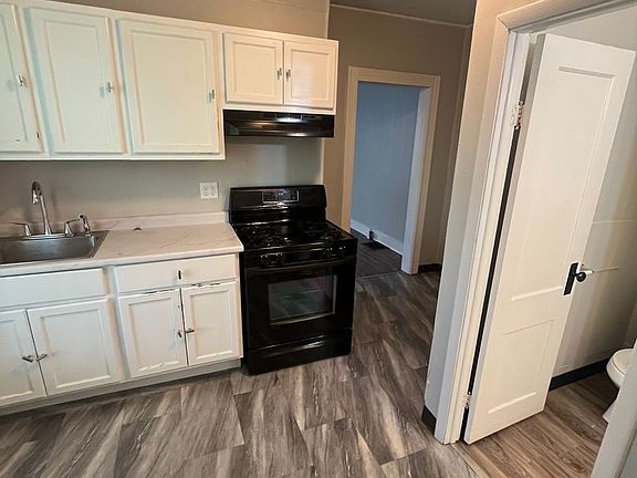 2nd image of 1206 S Madison St APT 1