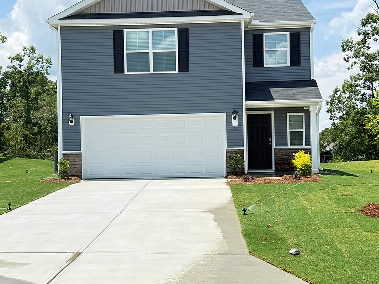 Beechwood Cir — Photo 1