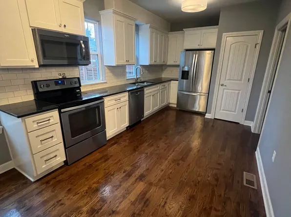 4406 Bell St, Kansas City, MO 64111