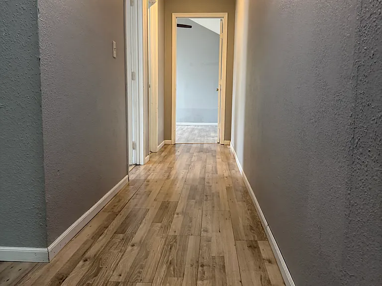 Nice upstairs flooring!