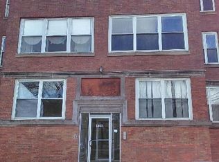123 E 37th St, Chicago, IL 60653