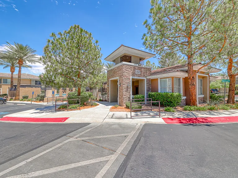673 Peachy Canyon Cir #103 — Photo 53