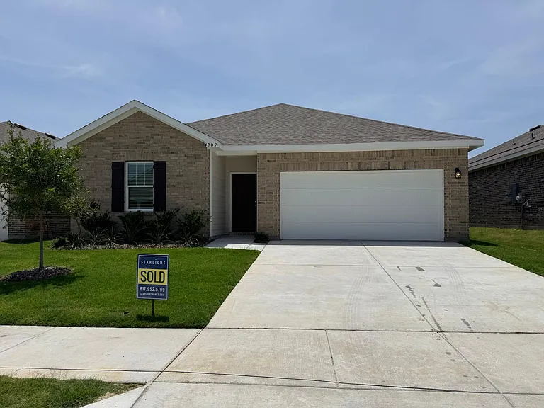 4909 McCoy Dr — Photo 1