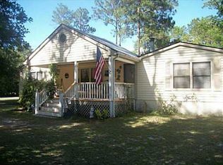 220 Old River Rd, Bloomingdale, GA 31302