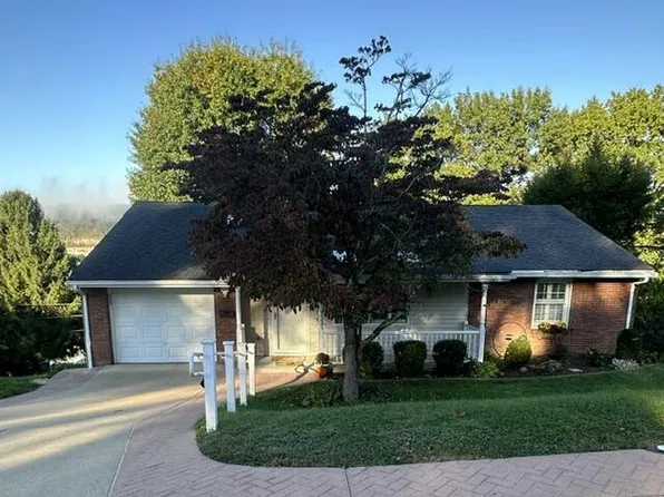 611 Madison Avenue, Glen Dale, WV 26038