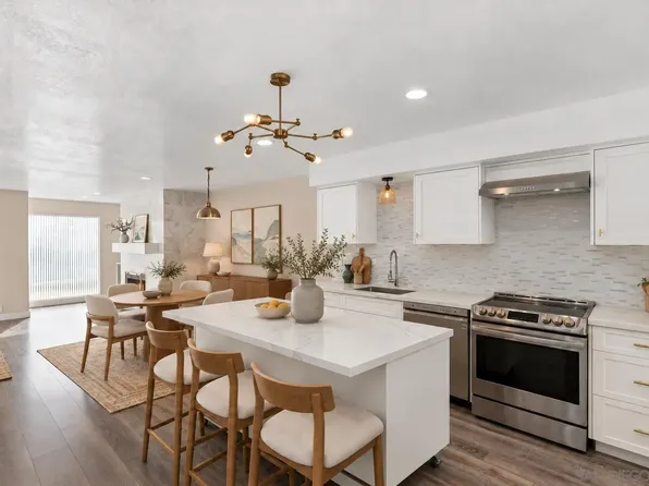 1913 Alga Rd Unit A, Carlsbad, CA 92009